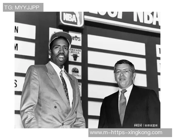 大卫维斯特：从NBA明星到篮球传奇的辉煌人生与成就解析